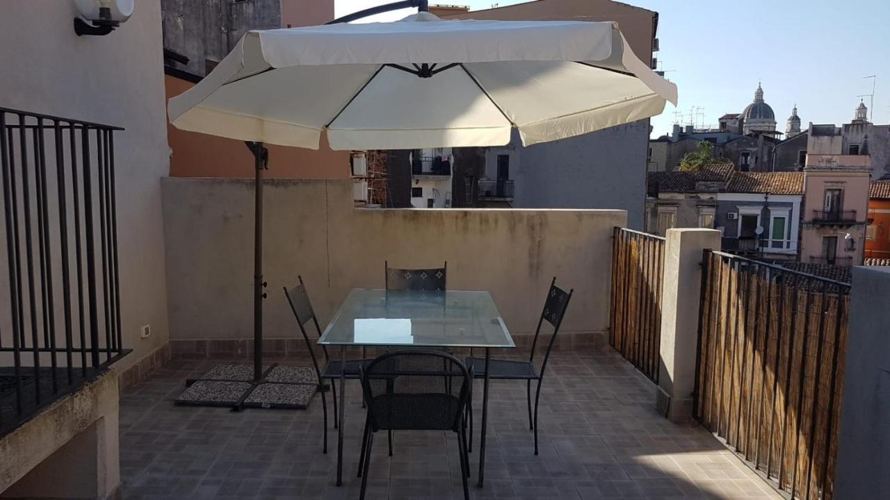 La Terrazza Sul Centro Apartment คาตาเนีย ภายนอก รูปภาพ